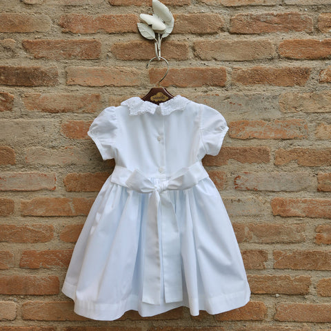 Vestido Bordado Bebê Lili Renda Renascença Branco, detalhes das costas, abotoamento e laço