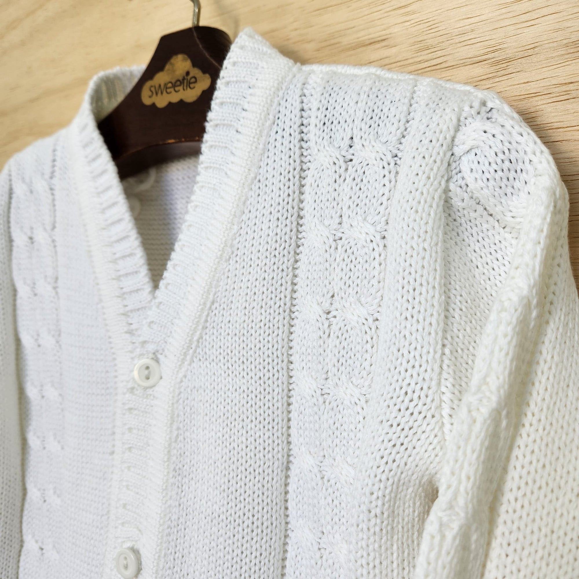 Cardigan Bebê De Tricot Benjamin Branco