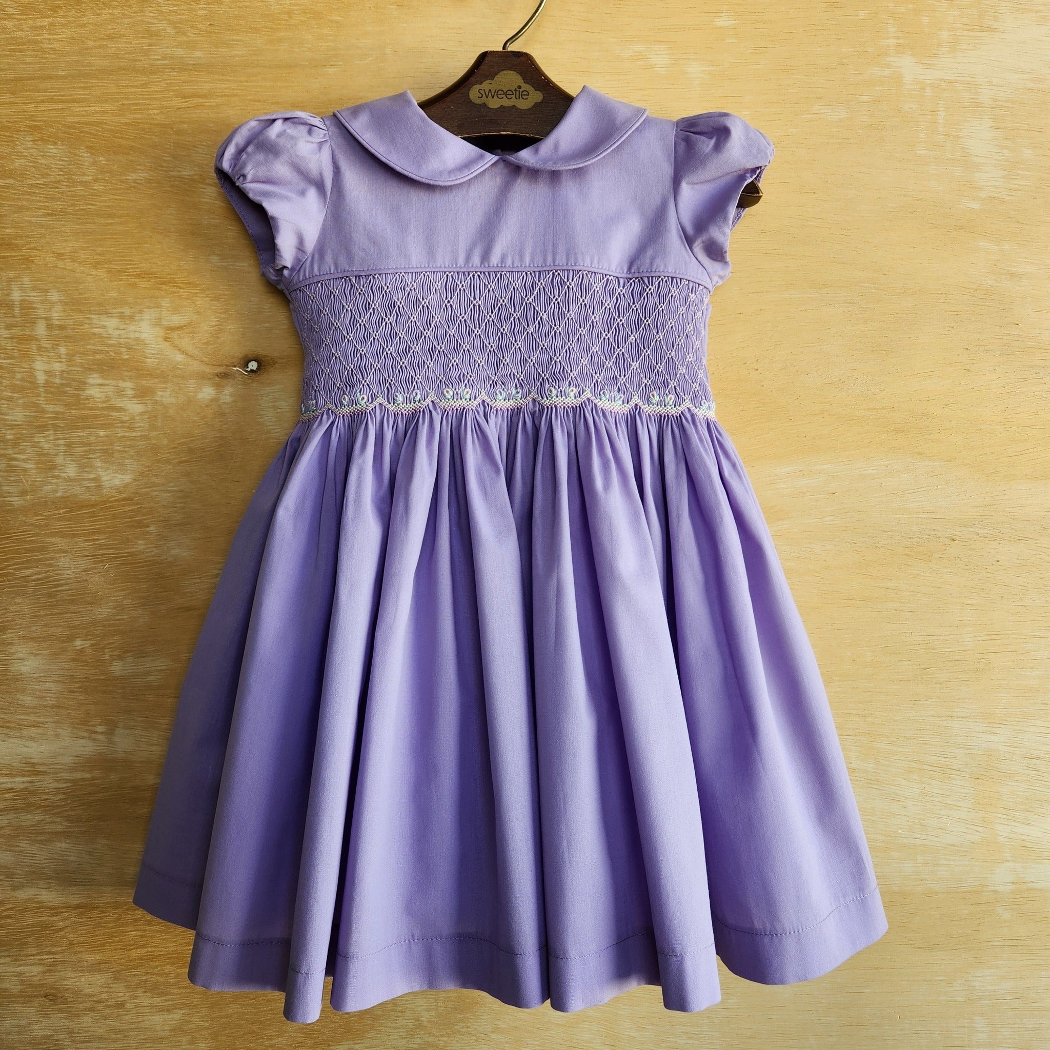 Vestido Bordado Infantil Clara Lilás