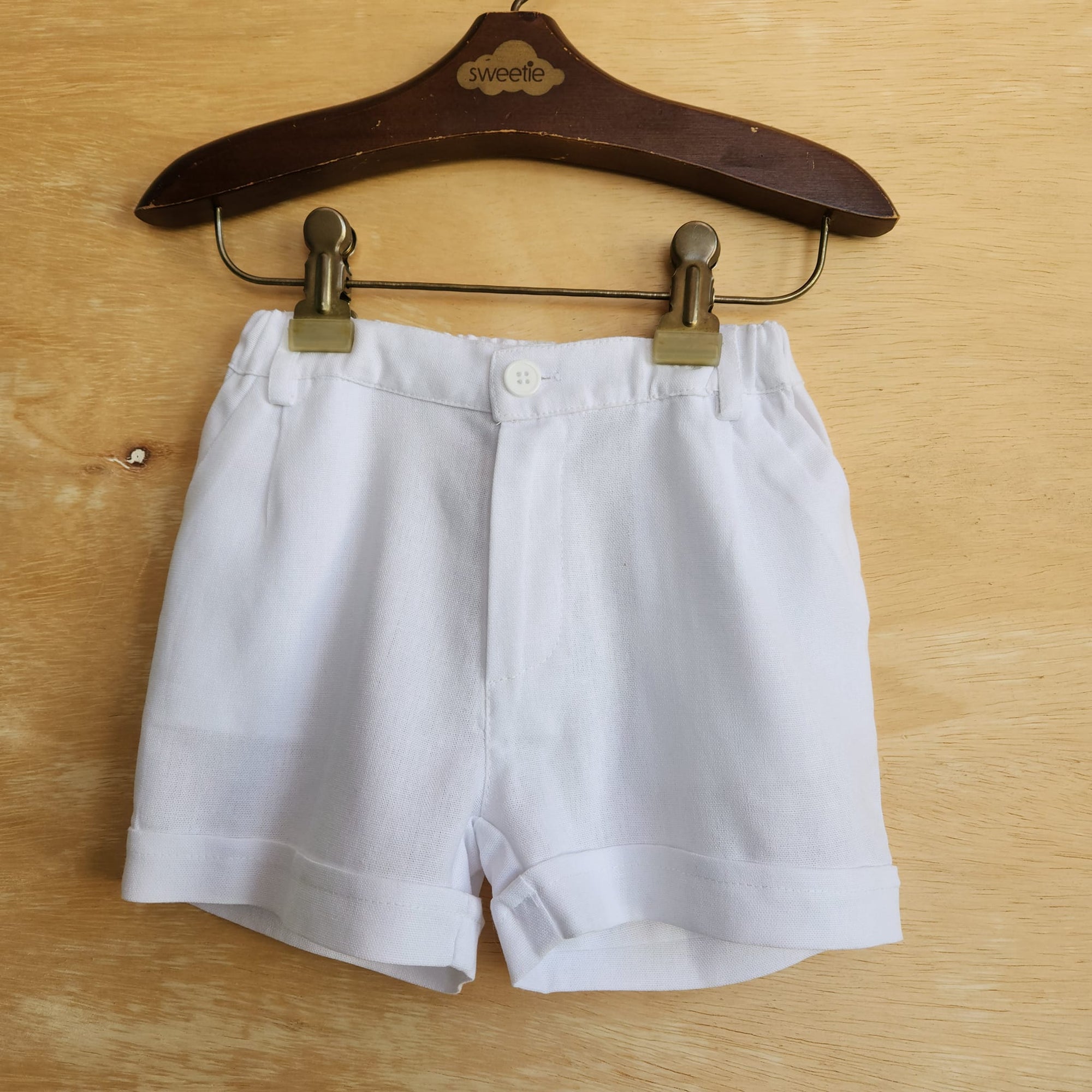 Shorts Infantil de Linho Branco